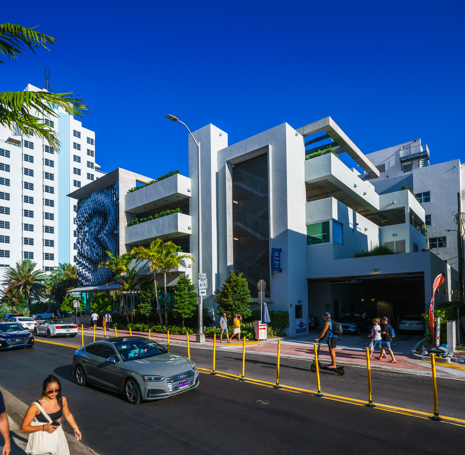 Pro shot 7 - Continental Hotel Garage