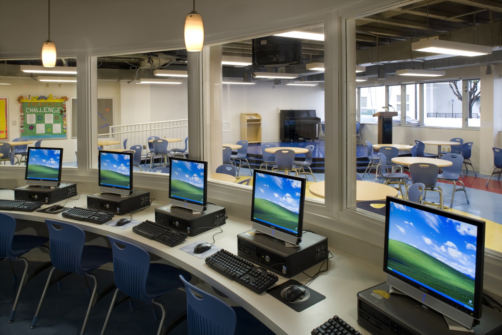 Computer Lab - MDCPS Young Women's Academy